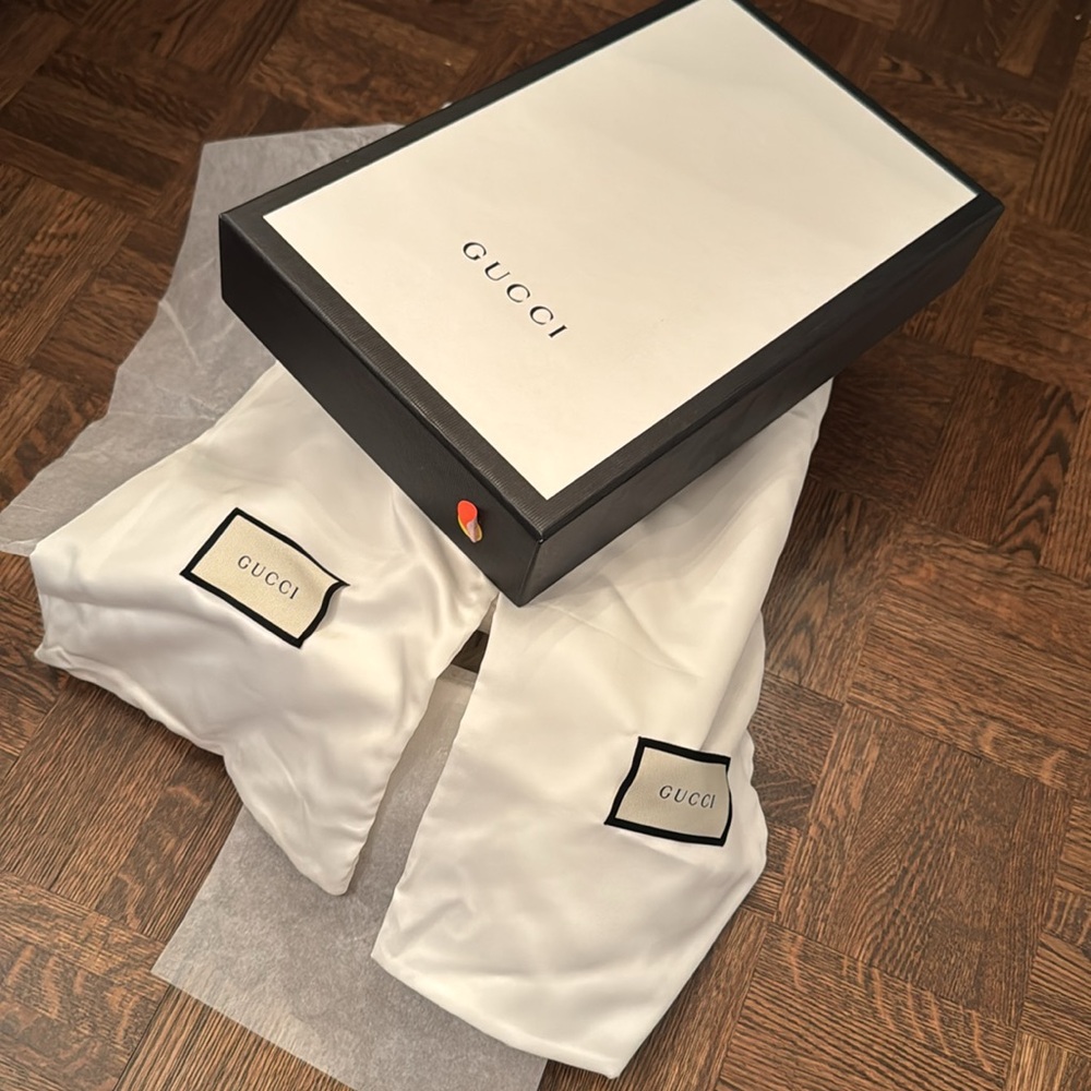 Gucci Sandals Gold metallic crystal size 35.5 brand new with box - Picture 8 of 10